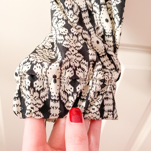 Lily White geometric patterned joggers - Picture 7 of 8